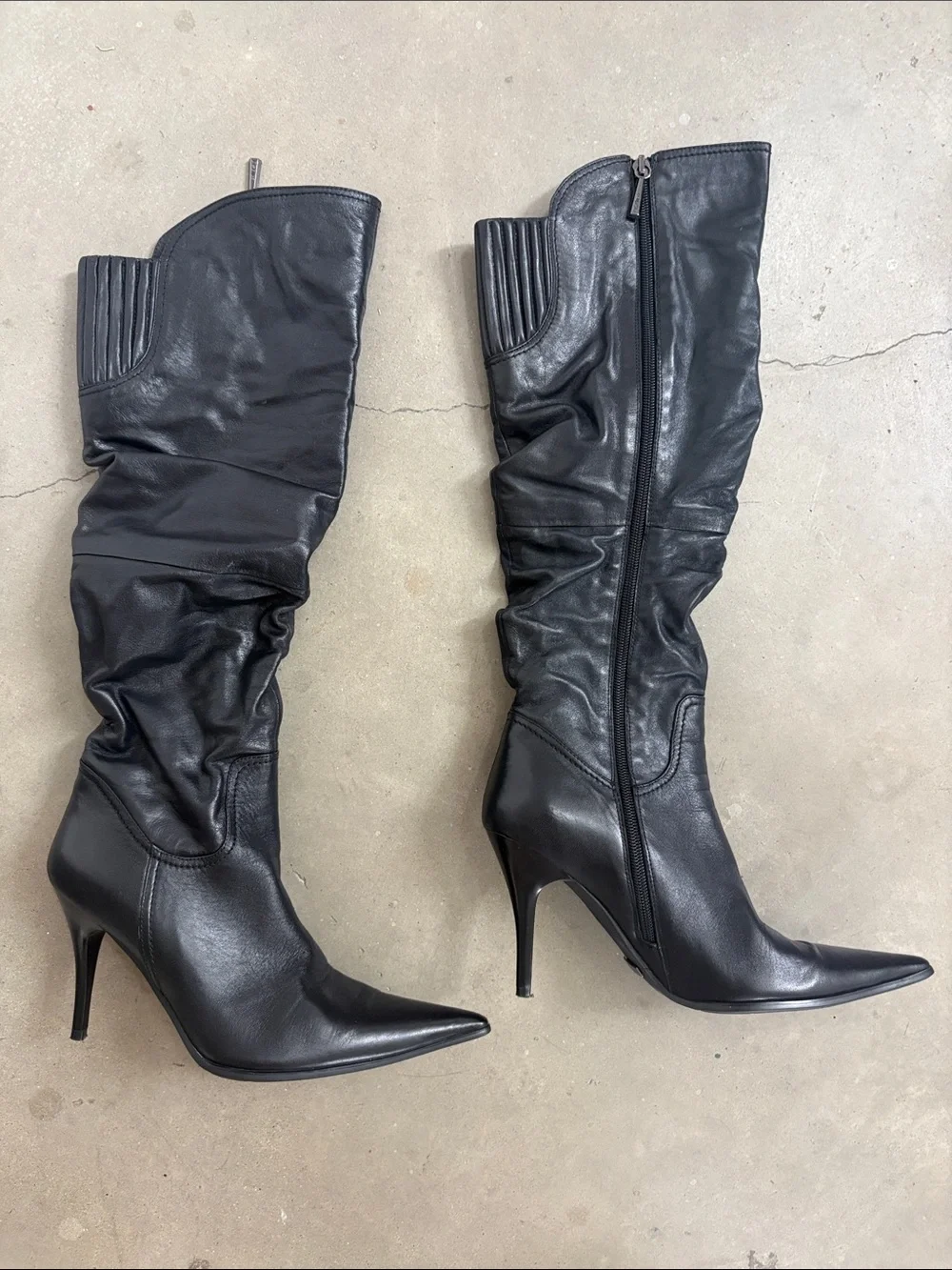 Black Pointed-Toe Stiletto Knee-High Boots